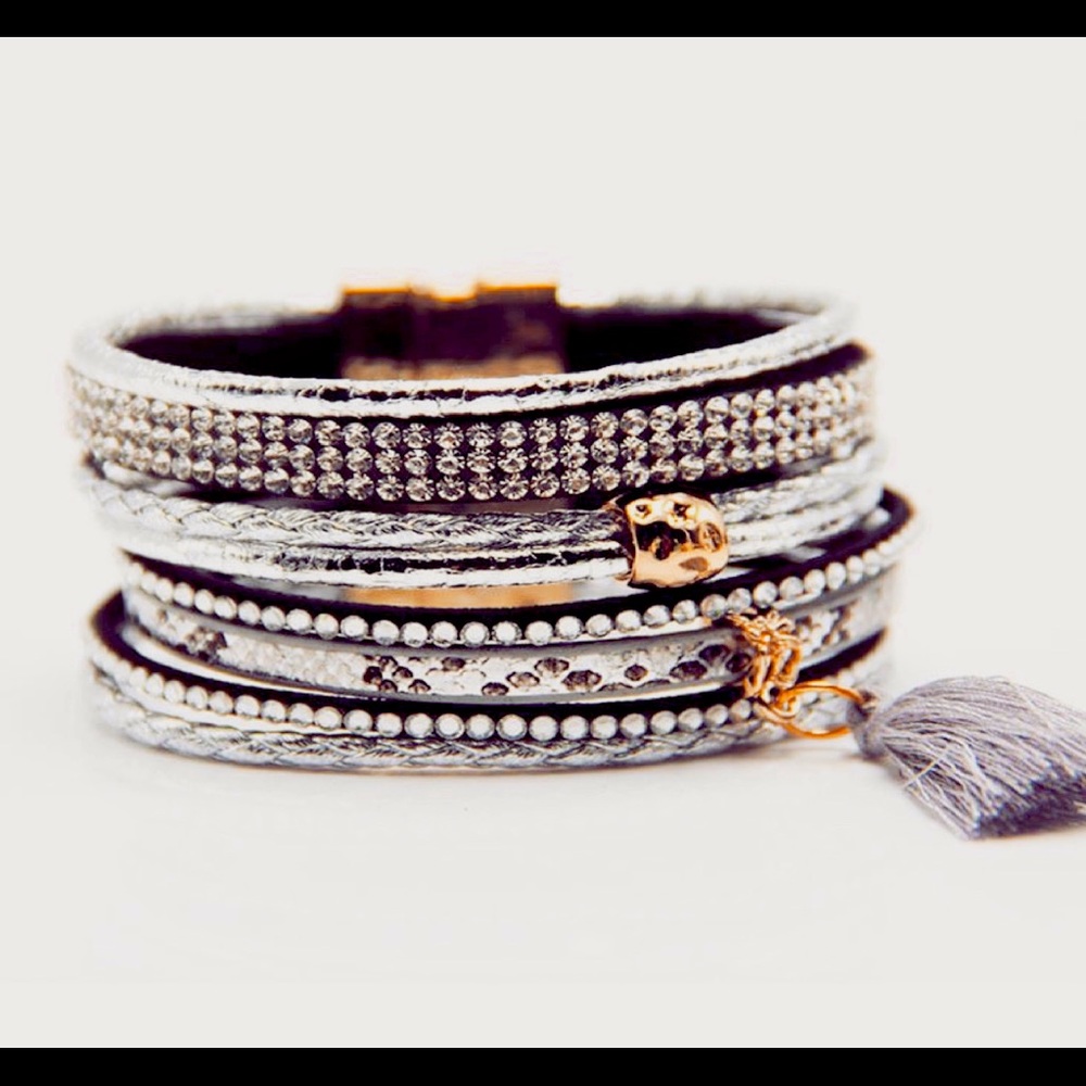 Fashion cuff silver leather bracelet magnet clamp